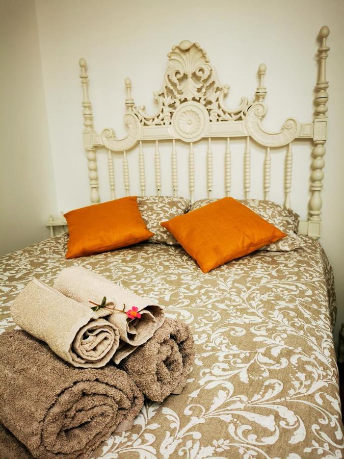 Charming Portuguese Style Apartment, For Rent "Vida A Portuguesa", "Gaivota" Alojamento Local Portimão Εξωτερικό φωτογραφία